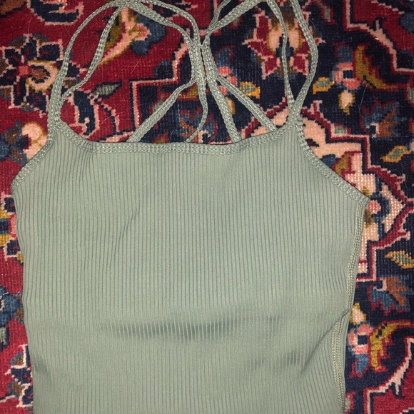 carbon 38 GREEN workout crop - Picture 5 of 8